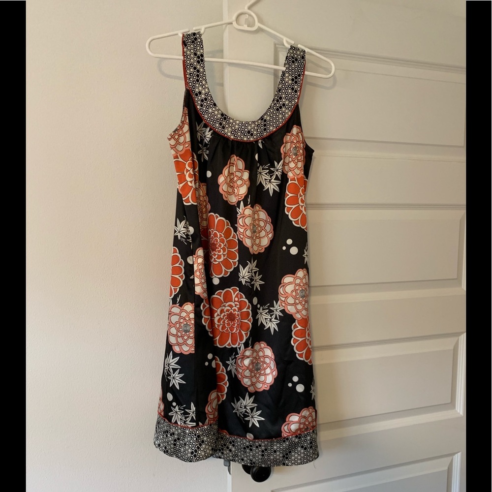 Perfect floral dress for spring wedding or brunch!